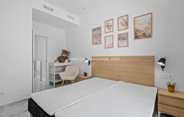 Resale - Villa - Torrevieja - Costa Blanca