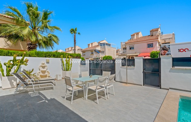 Resale - Villa - Torrevieja - Costa Blanca