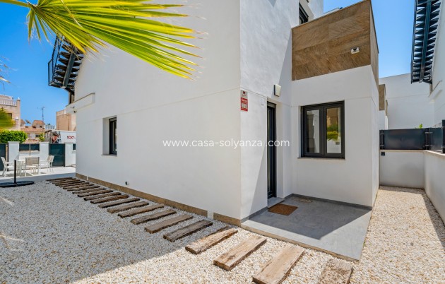 Resale - Villa - Torrevieja - Costa Blanca