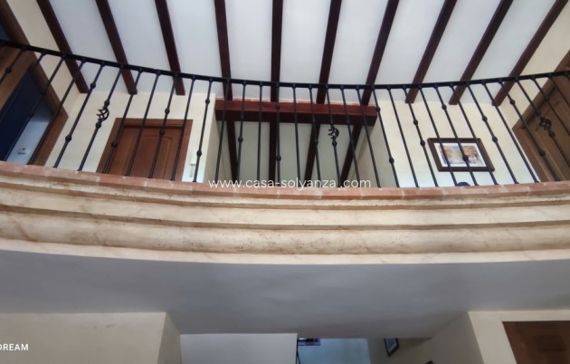 Resale - Villa - Caudete