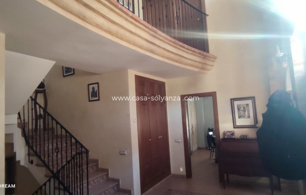 Resale - Villa - Caudete