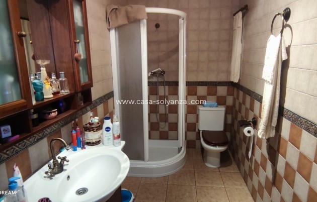 Resale - Villa - Caudete