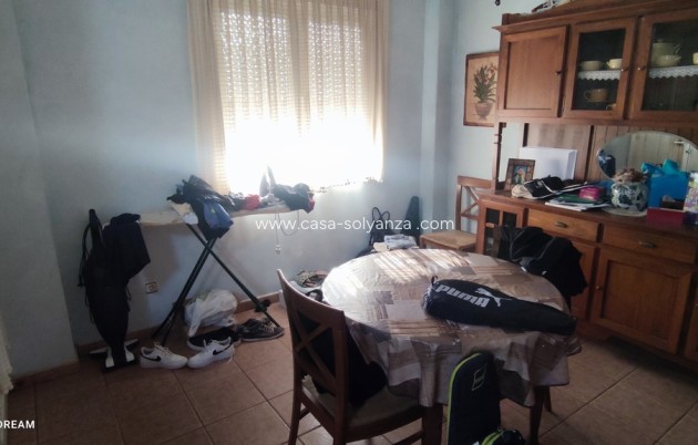 Resale - Villa - Caudete