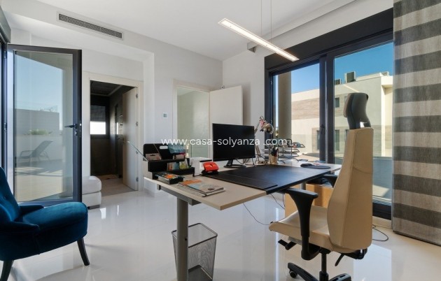 Resale - Villa - Orihuela Costa - Agua Marina