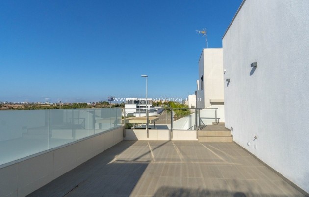 Resale - Villa - Orihuela Costa - Agua Marina