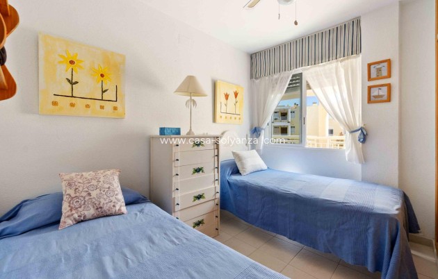 Resale - Apartment / flat - Orihuela Costa - Campoamor