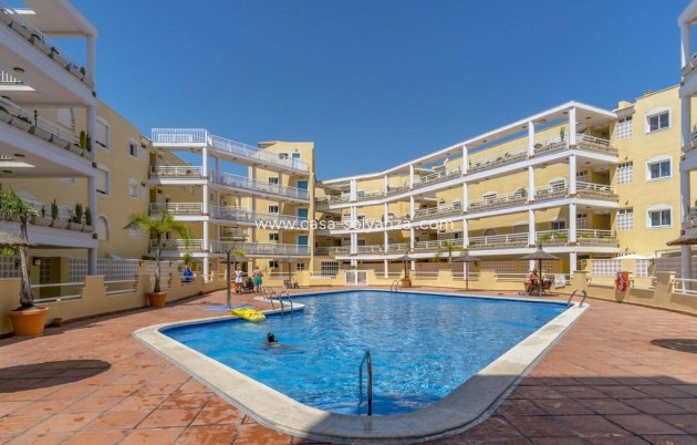 Resale - Apartment / flat - Orihuela Costa - Campoamor