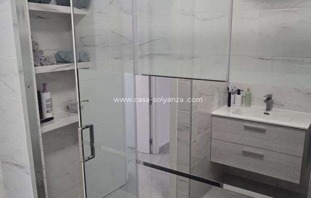 Herverkoop - Appartement / flat - Torrevieja - Acequion