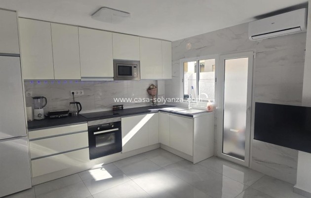 Herverkoop - Appartement / flat - Torrevieja - Acequion