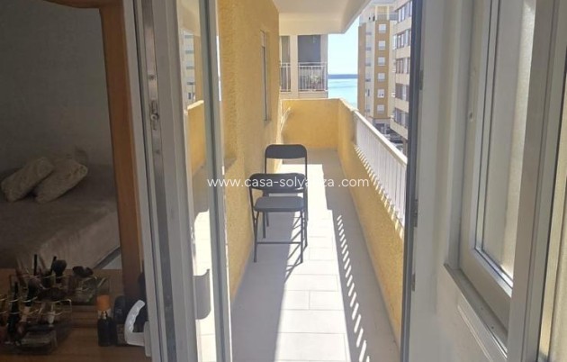 Herverkoop - Appartement / flat - Torrevieja - Acequion