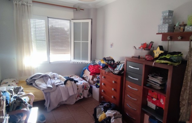 Resale - Villa - Caudete