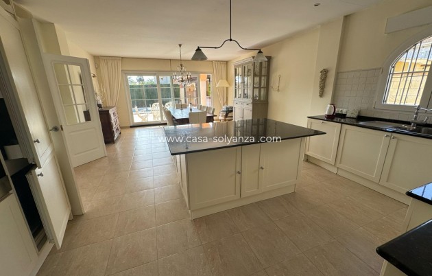 Resale - Villa - Orihuela Costa - Playa Flamenca