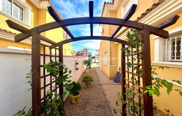 Resale - Villa - Orihuela Costa - Cabo Roig