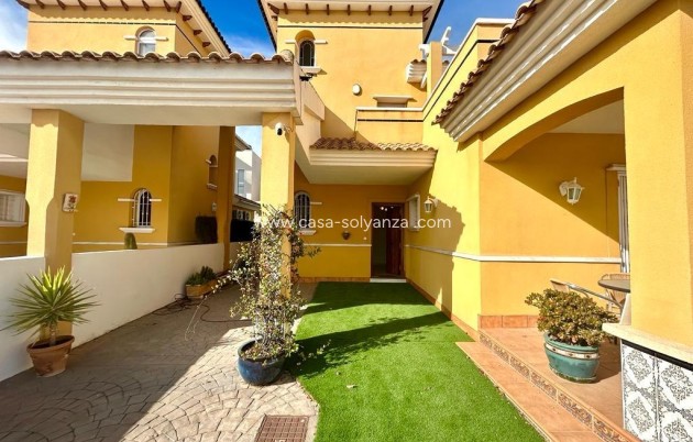 Resale - Villa - Orihuela Costa - Cabo Roig