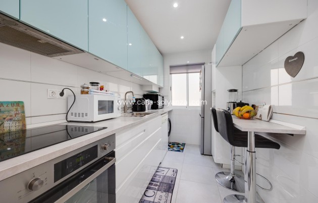 Herverkoop - Appartement / flat - Torrevieja - Playa De Los Naufragos