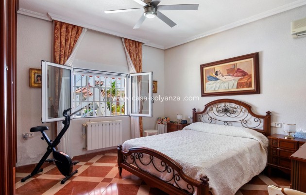 Revente - Villa - Orihuela Costa - Campoamor