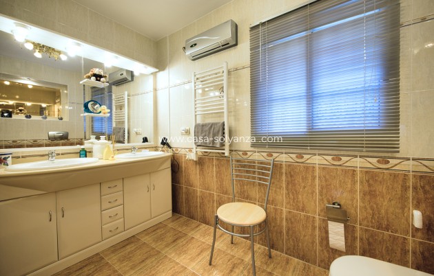 Resale - Villa - Ciudad Quesada - Benimar