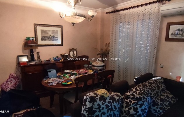 Resale - Villa - Caudete