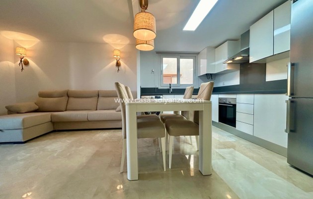 Resale - Apartment / flat - Torrevieja - Punta Prima