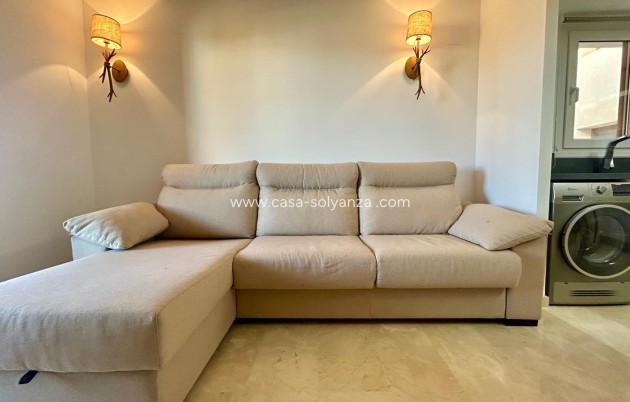 Resale - Apartment / flat - Torrevieja - Punta Prima
