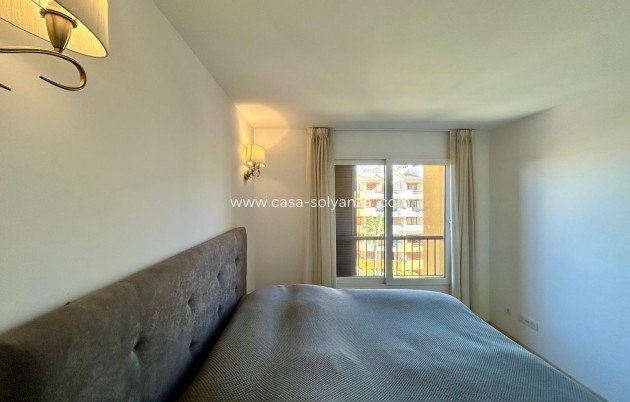 Resale - Apartment / flat - Torrevieja - Punta Prima