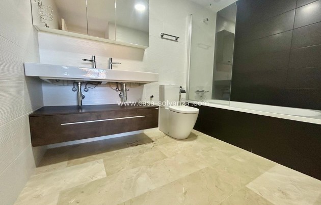 Resale - Apartment / flat - Torrevieja - Punta Prima