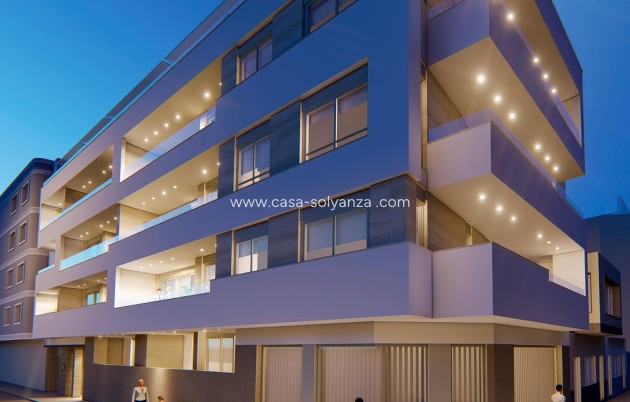 Herverkoop - Appartement / flat - Torrevieja - Paseo Maritimo
