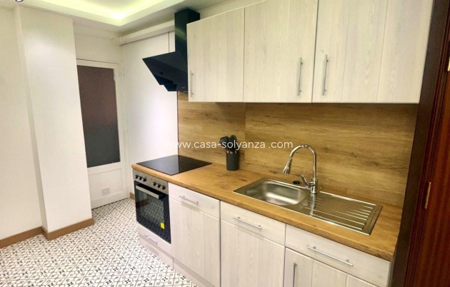 Herverkoop - Appartement / flat - Torrevieja - Centro - Muelle Pesquero