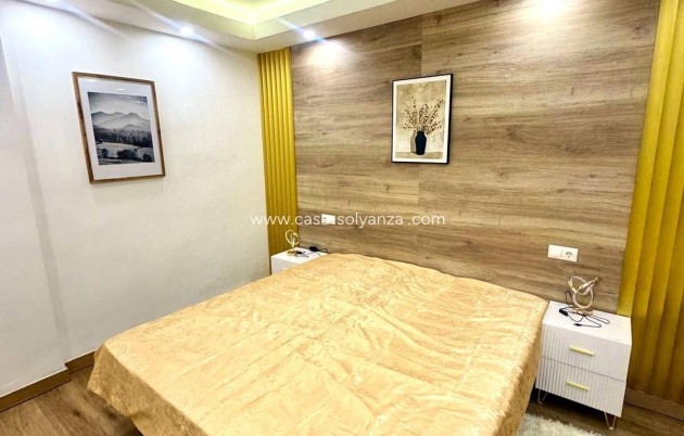 Herverkoop - Appartement / flat - Torrevieja - Centro - Muelle Pesquero