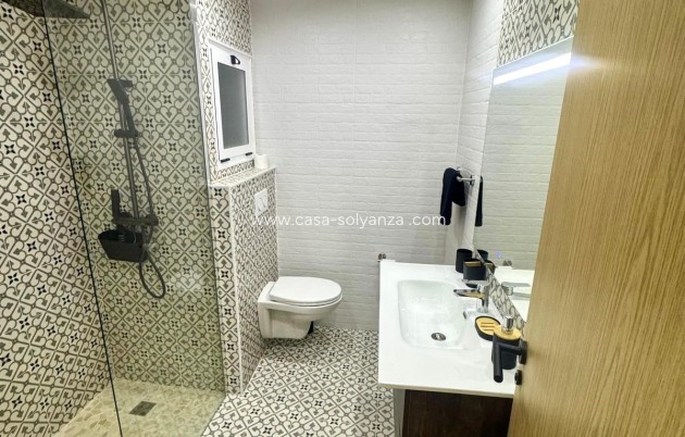 Herverkoop - Appartement / flat - Torrevieja - Centro - Muelle Pesquero