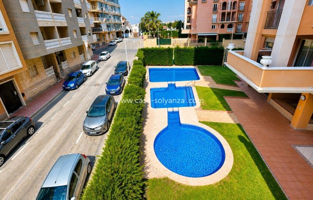Herverkoop - Appartement / flat - Torrevieja - Los Frutales