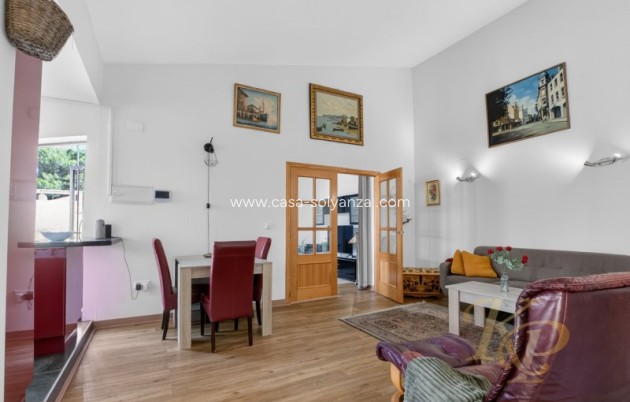 Resale - Villa - Torrevieja - Costa Blanca