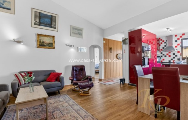 Resale - Villa - Torrevieja - Costa Blanca