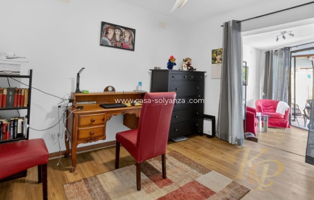 Resale - Villa - Torrevieja - Costa Blanca