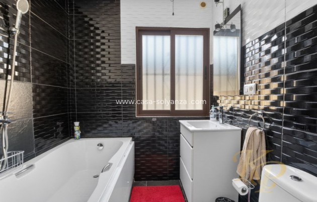 Resale - Villa - Torrevieja - Costa Blanca