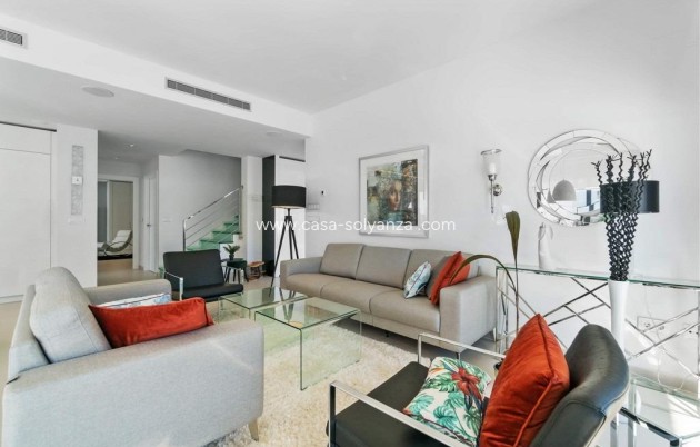 Resale - Villa - Orihuela Costa - Campoamor