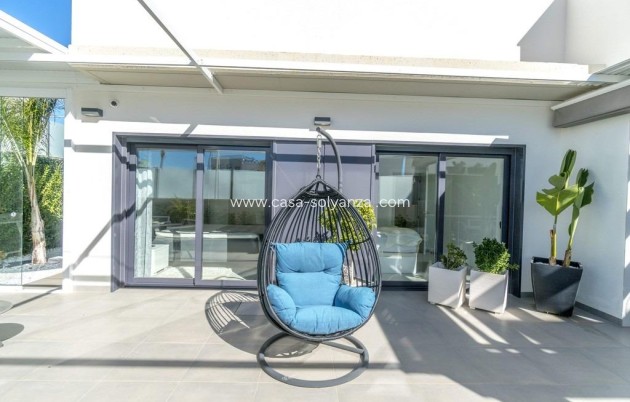 Resale - Villa - Orihuela Costa - Campoamor