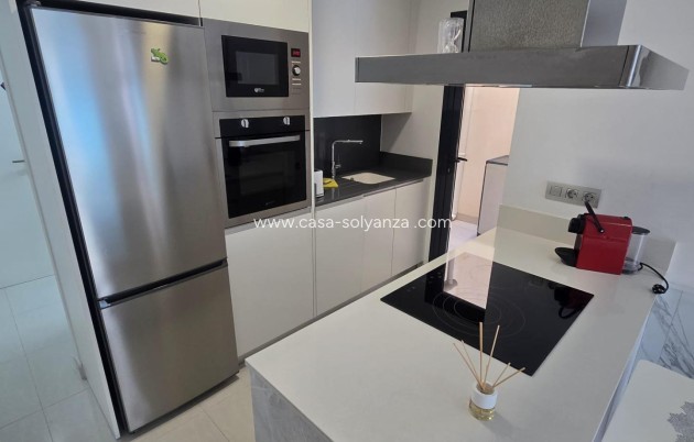 Herverkoop - Appartement / flat - Torrevieja - Estacion Autobuses