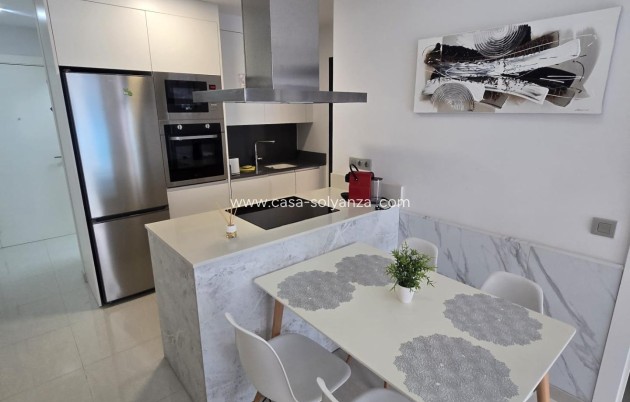 Herverkoop - Appartement / flat - Torrevieja - Estacion Autobuses
