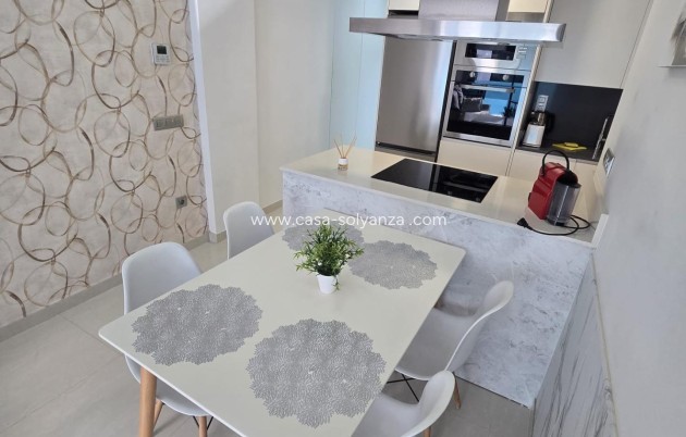 Herverkoop - Appartement / flat - Torrevieja - Estacion Autobuses