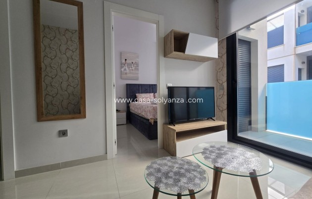Herverkoop - Appartement / flat - Torrevieja - Estacion Autobuses