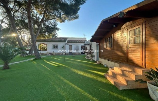 Resale - Villa - Orihuela Costa - Altos De Campoamor
