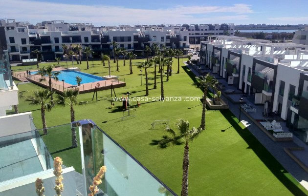 Herverkoop - Upper floor bungalow - Guardamar del Segura - El Raso