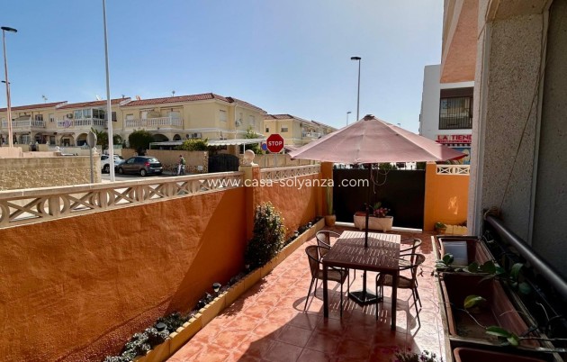 Herverkoop - Appartement / flat - Torrevieja - Aguas nuevas