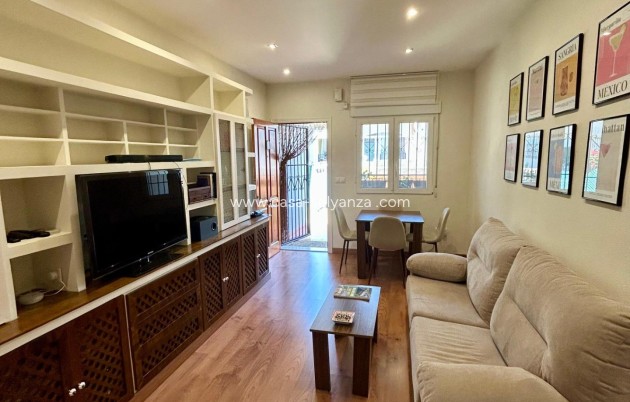 Herverkoop - Appartement / flat - Torrevieja - Aguas nuevas