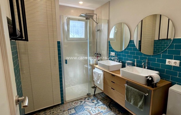 Herverkoop - Appartement / flat - Torrevieja - Aguas nuevas