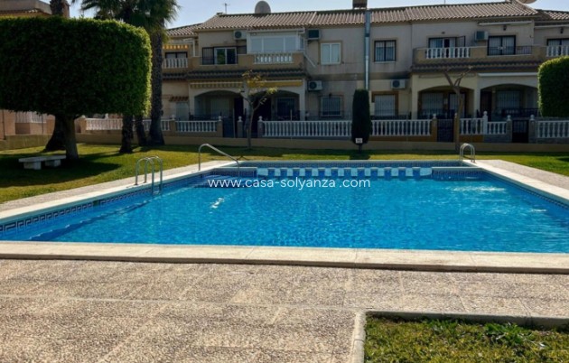 Herverkoop - Appartement / flat - Torrevieja - Aguas nuevas
