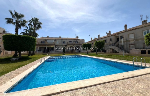 Herverkoop - Bungalow - Torrevieja - Aguas nuevas