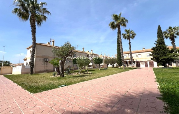 Herverkoop - Bungalow - Torrevieja - Aguas nuevas