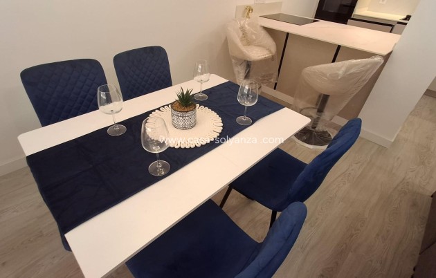 Herverkoop - Appartement / flat - Torrevieja - Acequion